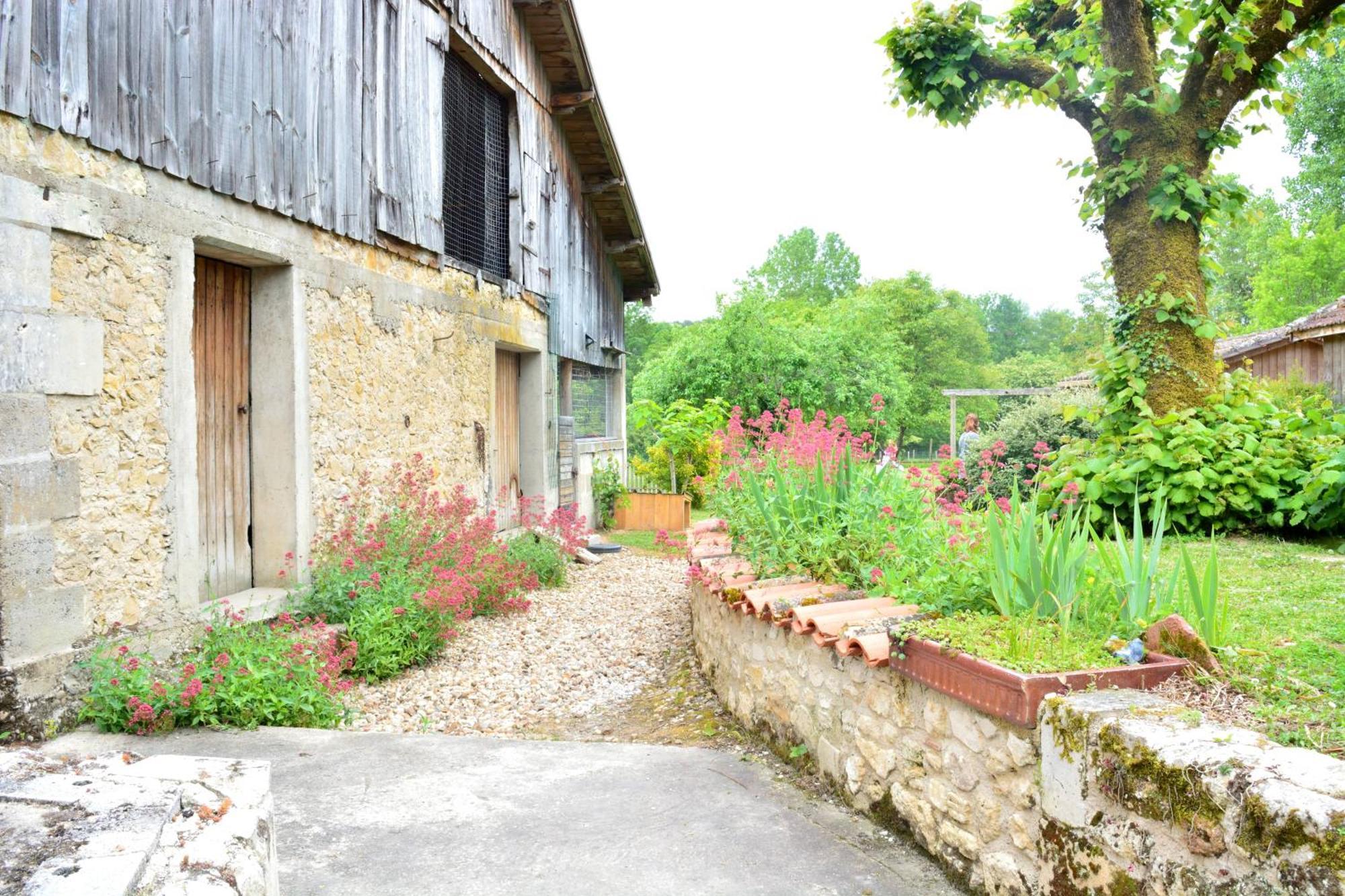Gites Le Clos Du Verger Maurens  Экстерьер фото